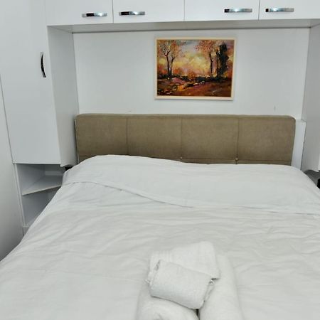 Villas Apartments Shahaj Vlorë Екстериор снимка