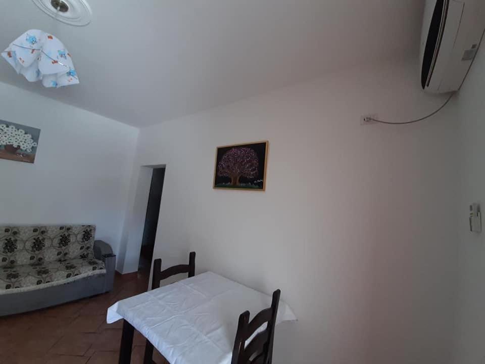 Villas Apartments Shahaj Vlorë Екстериор снимка