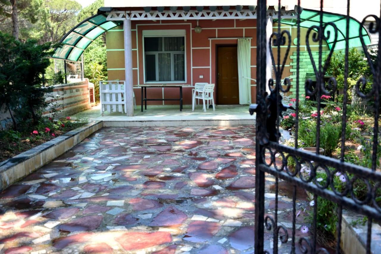 Villas Apartments Shahaj Vlorë Екстериор снимка